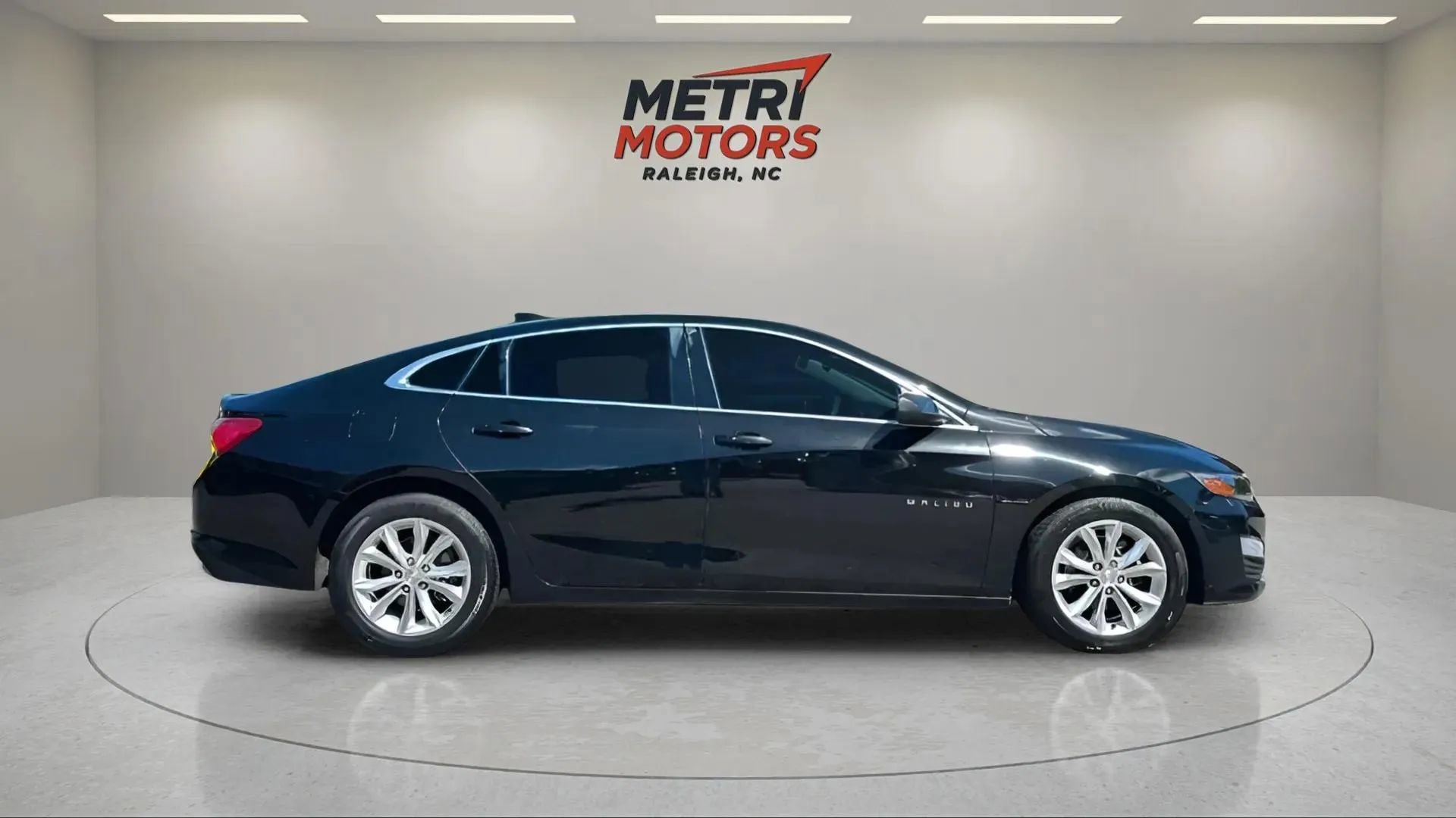 Used 2020 Chevrolet Malibu LT image 4