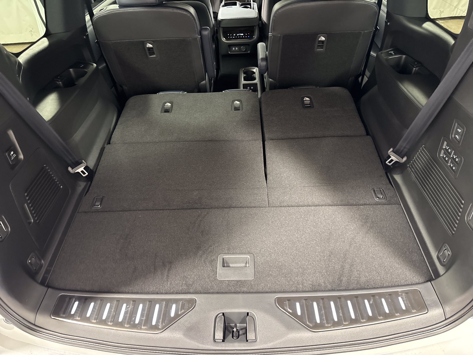 New 2027 INFINITI QX80 Sensory w/ Sport Exterior Package AWD/4WD image 26