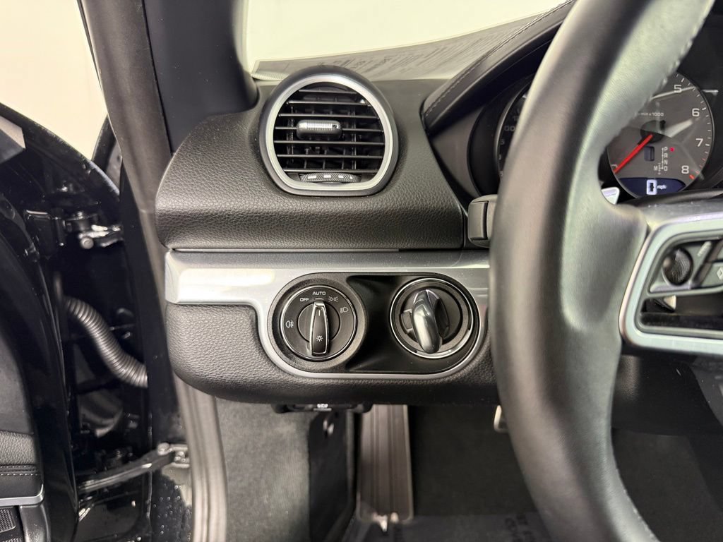 Certified 2025 Porsche 718 Boxster S RWD image 23