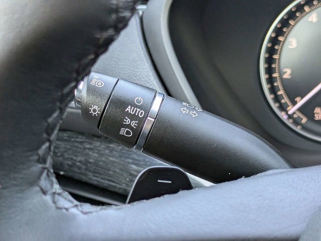 Certified 2023 Cadillac XT4 Premium Luxury image 31