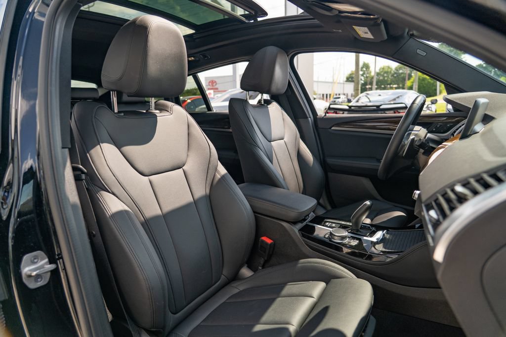 Used 2021 BMW X4 xDrive30i w/ Convenience Package AWD/4WD image 19