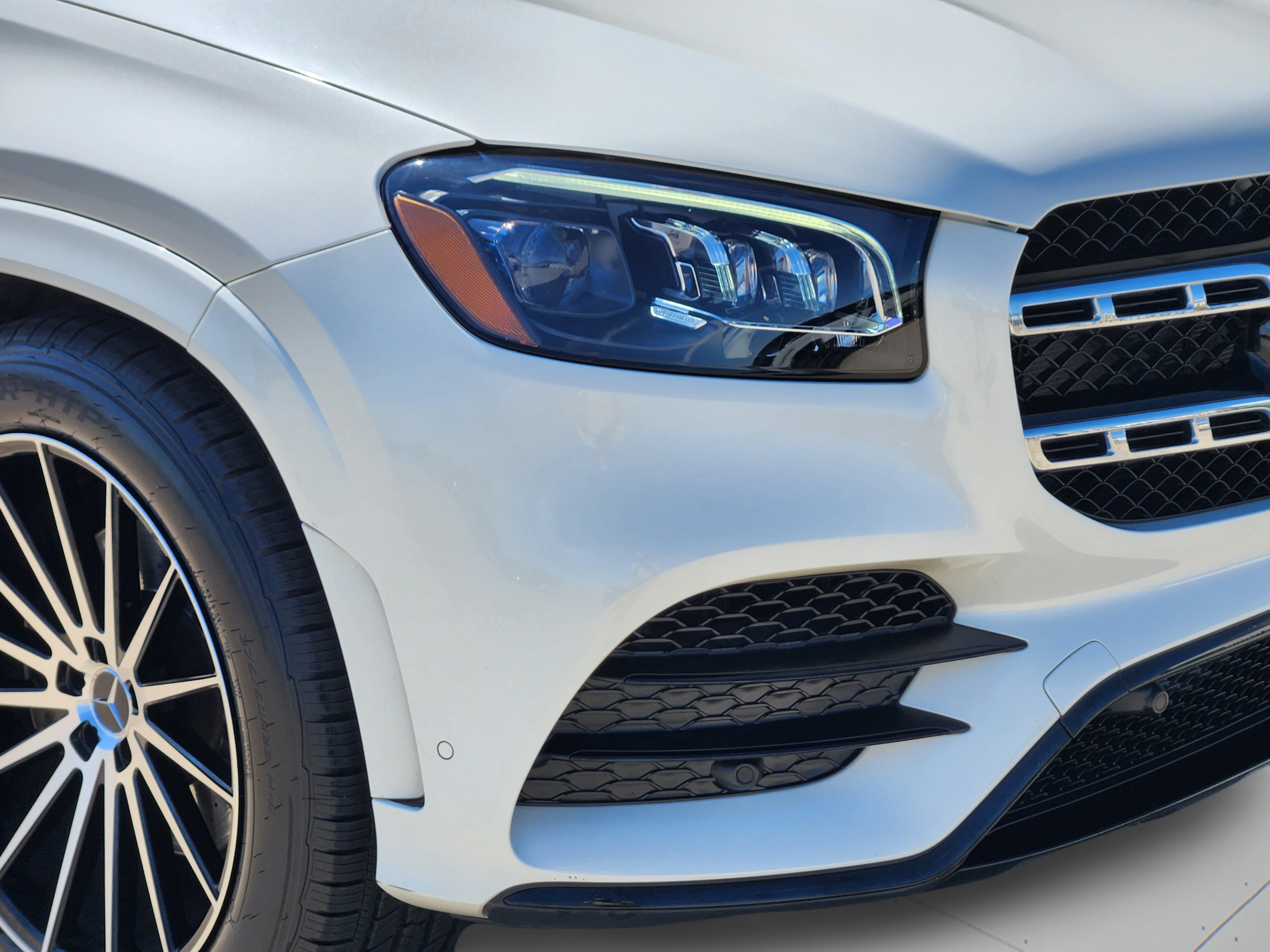 Used 2021 Mercedes-Benz GLS 580 4MATIC image 32