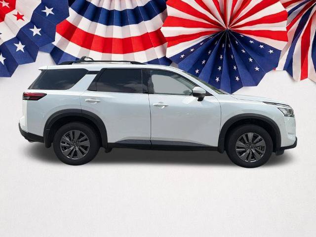 Certified 2025 Nissan Pathfinder SV w/ SV Premium Package AWD/4WD image 24