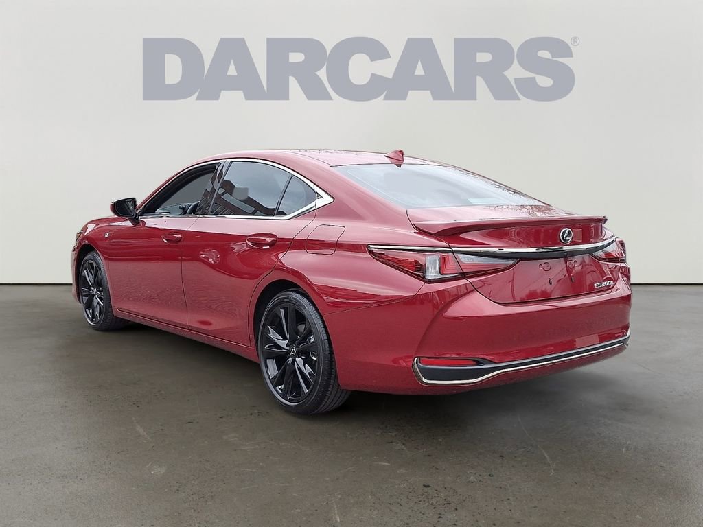 Used 2024 Lexus ES 300h F Sport image 4
