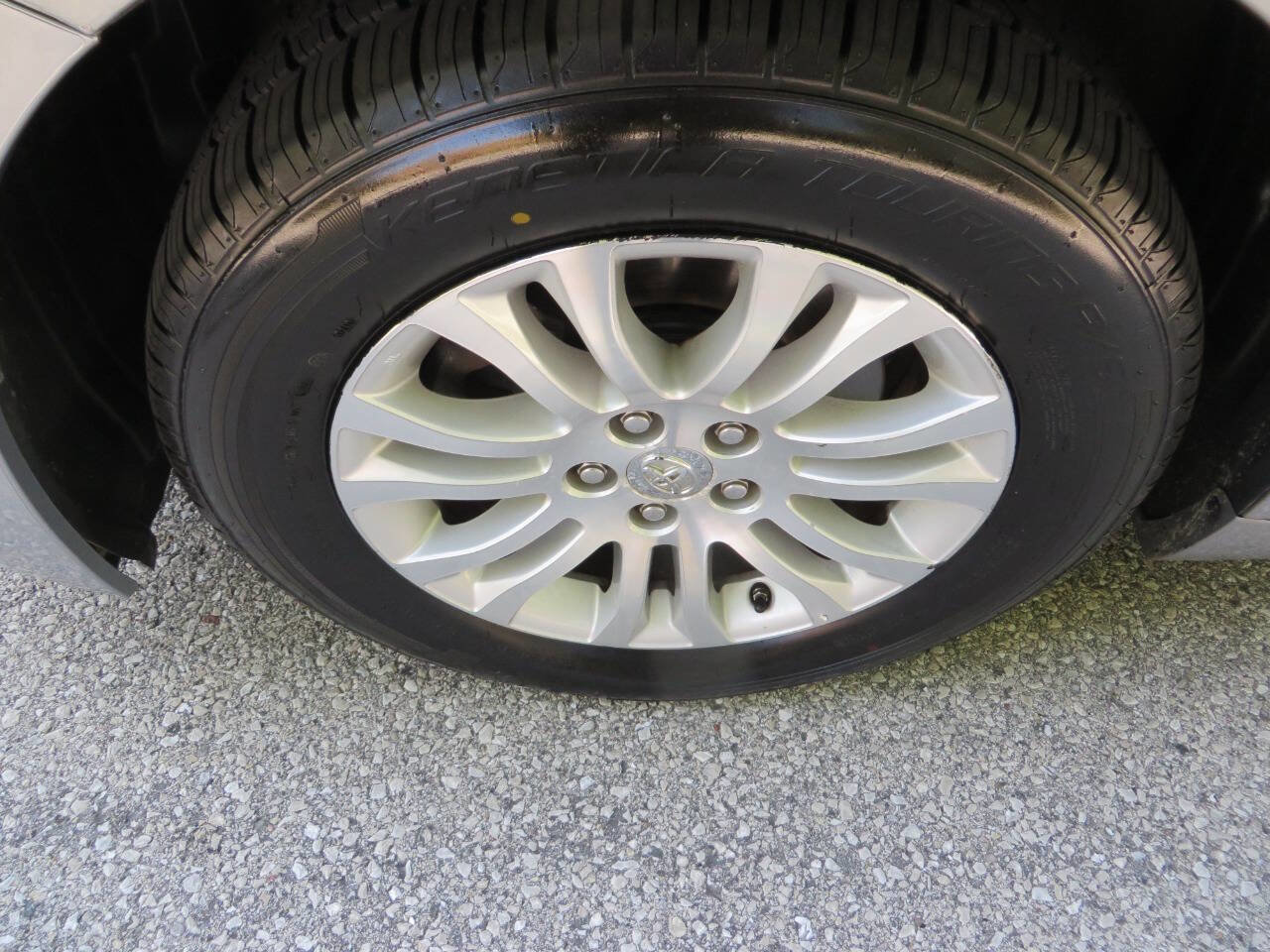 Used 2017 Toyota Sienna image 23