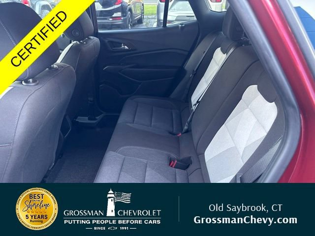 Used 2024 Chevrolet Trax RS FWD image 18
