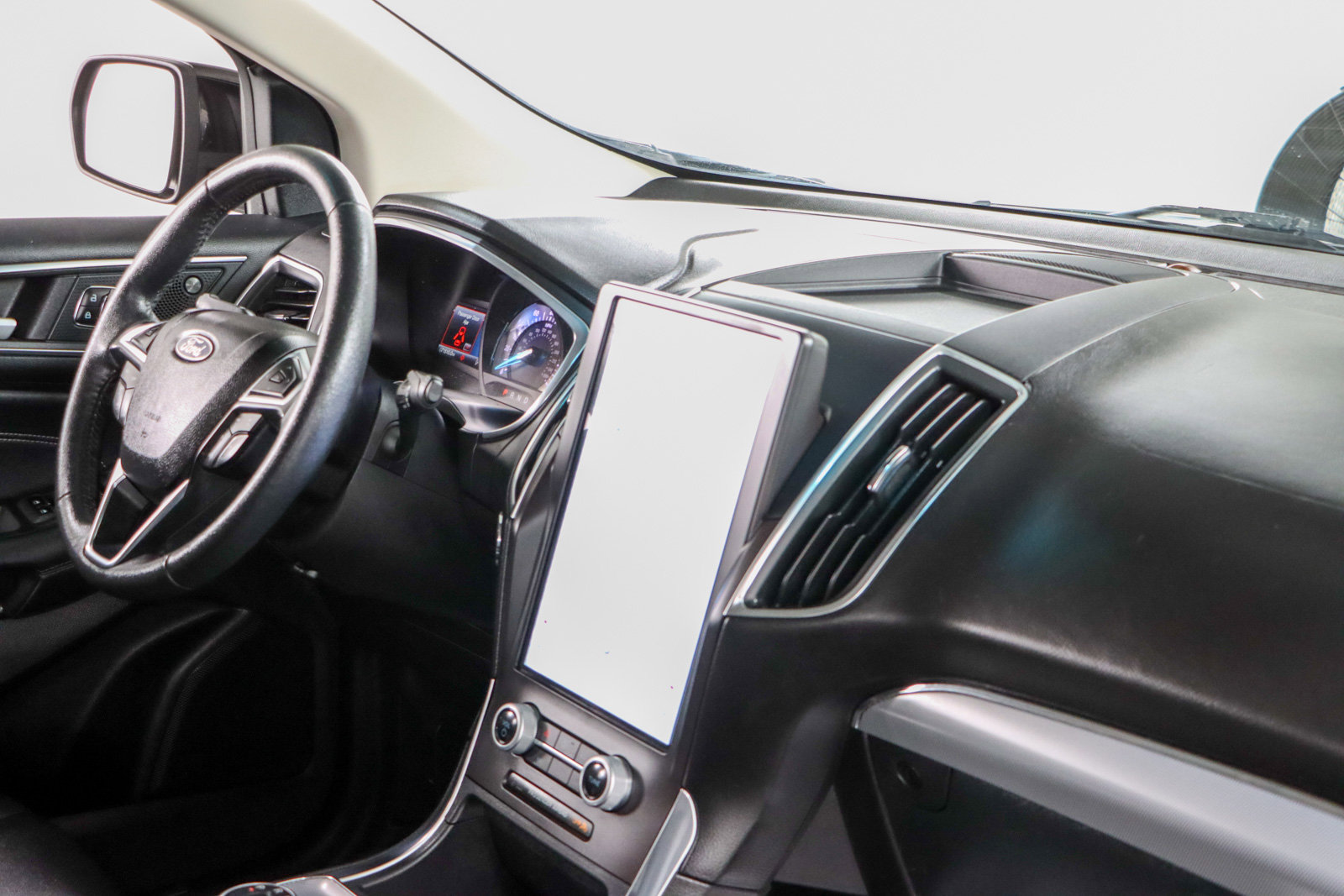Used 2021 Ford Edge Titanium w/ Cargo Accessory Package FWD image 25