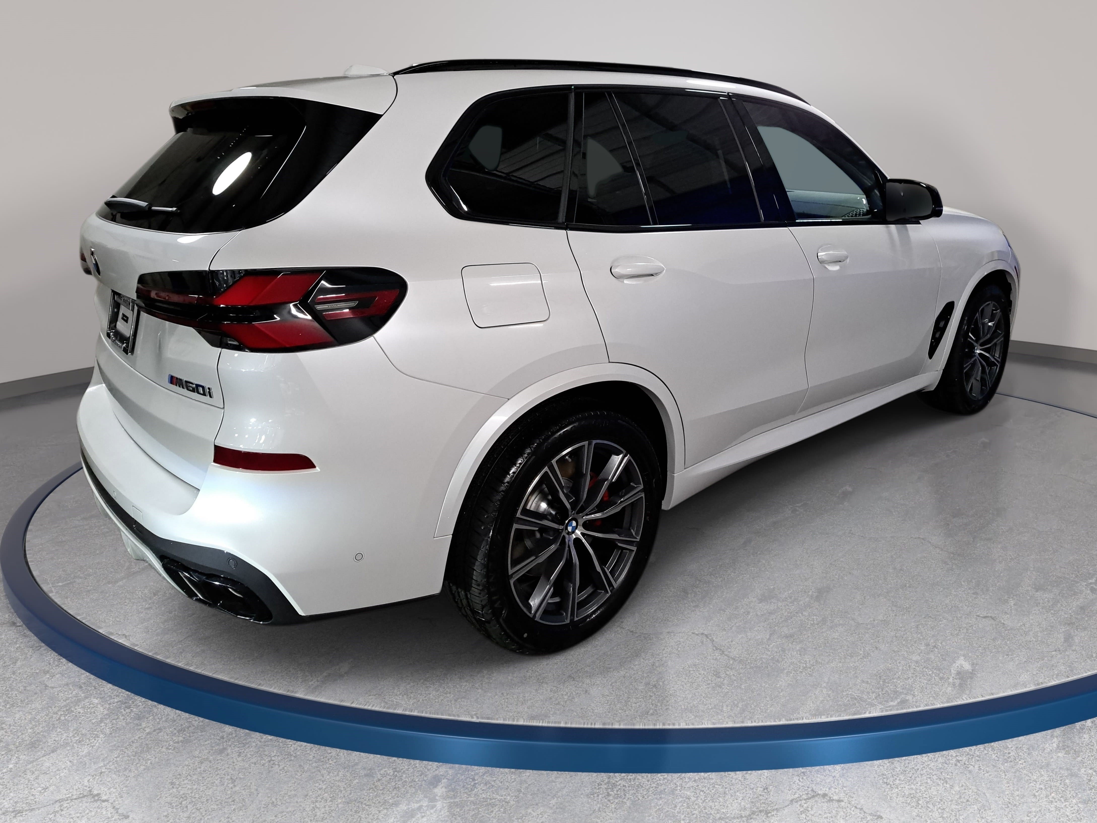 New 2026 BMW X5 M60i AWD/4WD image 5