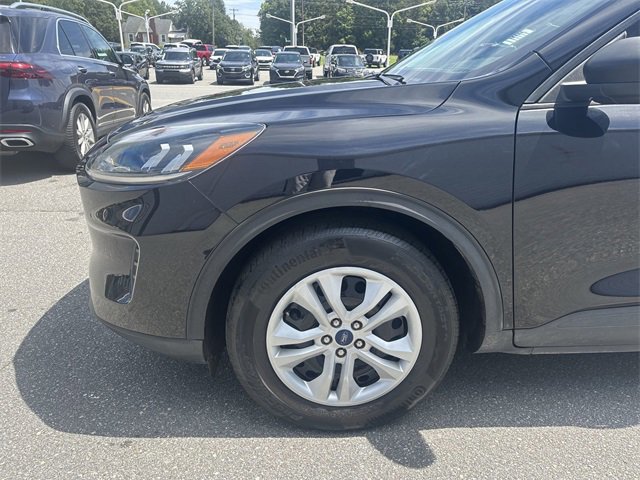 Used 2022 Ford Escape S image 18