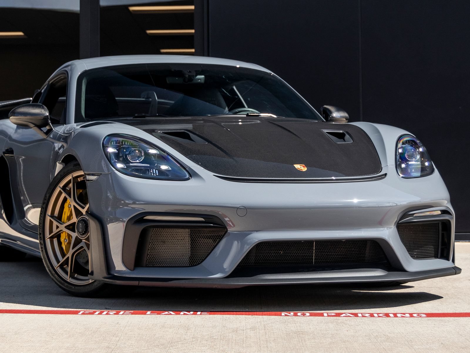 Certified 2024 Porsche 718 Cayman GT4 RS RWD image 9