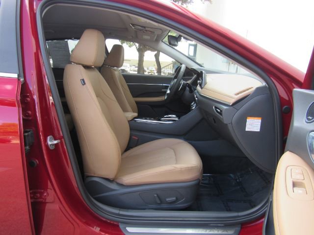 Used 2023 Hyundai Sonata Limited image 24