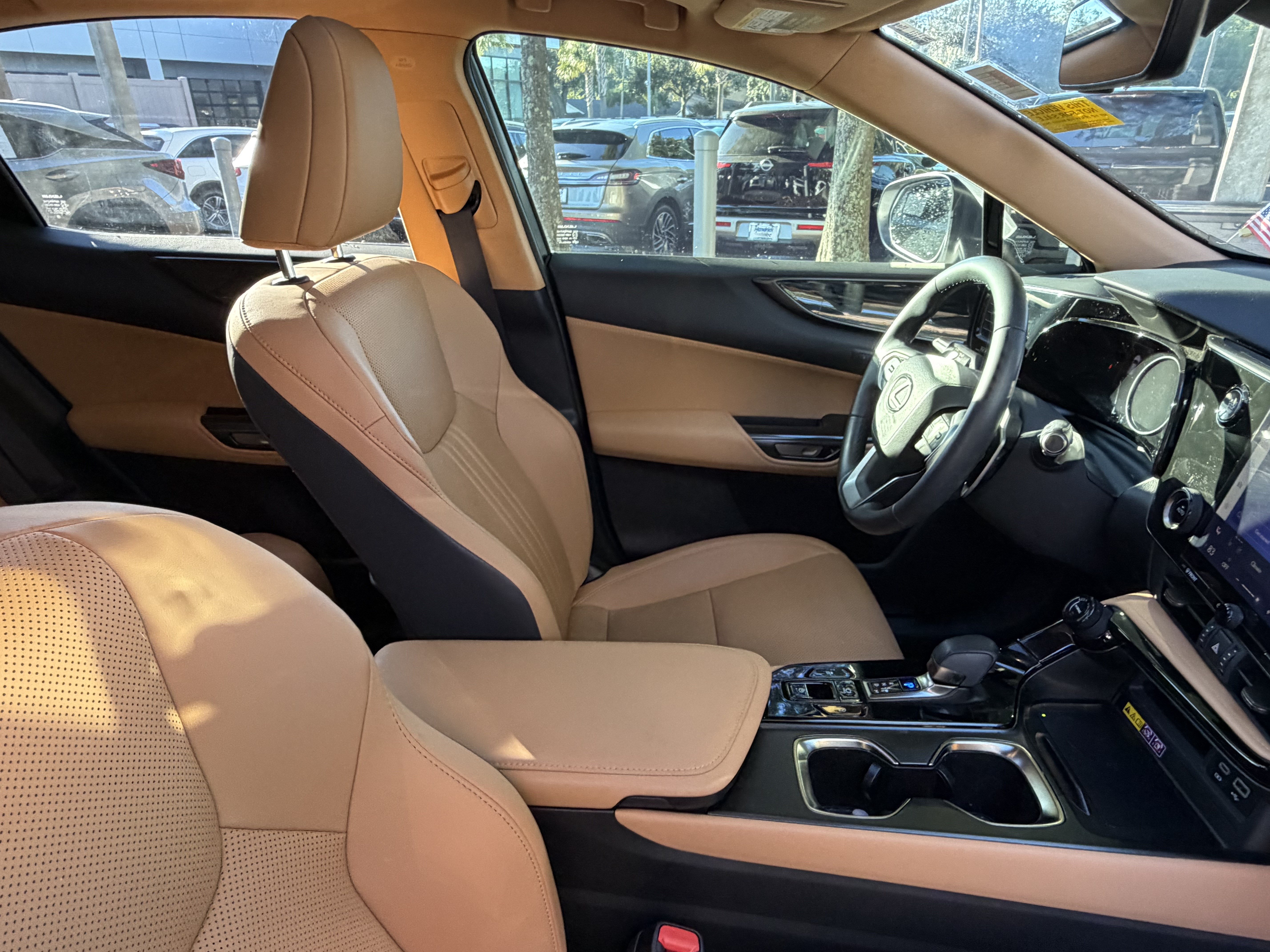 Certified 2025 Lexus NX 250 FWD w/ Accessory Package (2T) image 43