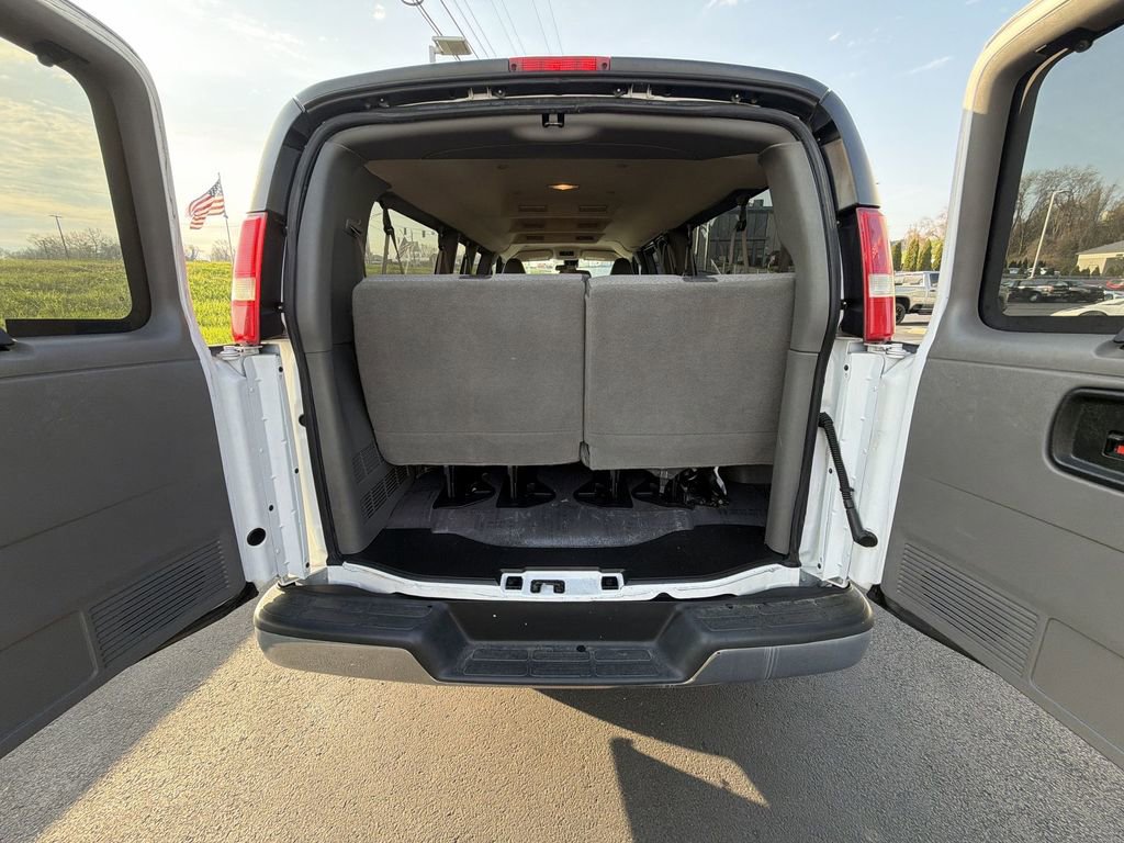 Used 2019 Chevrolet Express 3500 LT w/ LT Preferred Equipment Group image 29