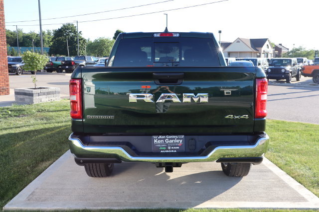 New 2026 RAM 1500 Big Horn AWD/4WD image 34