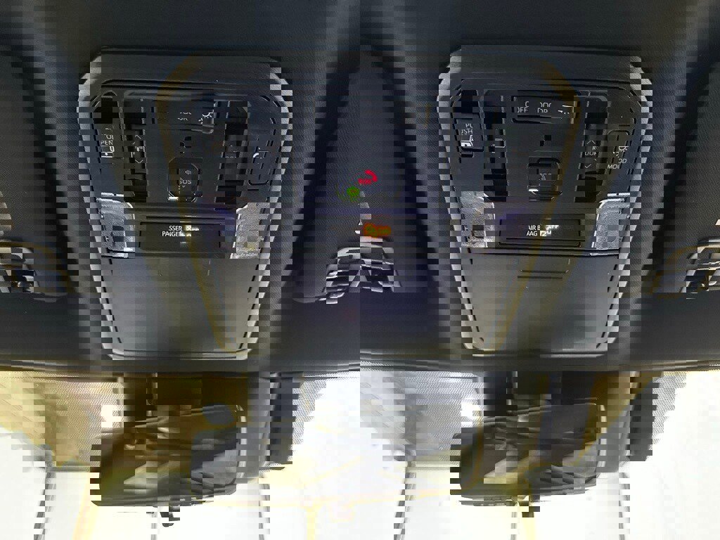 Used 2025 Toyota Tundra Platinum image 44