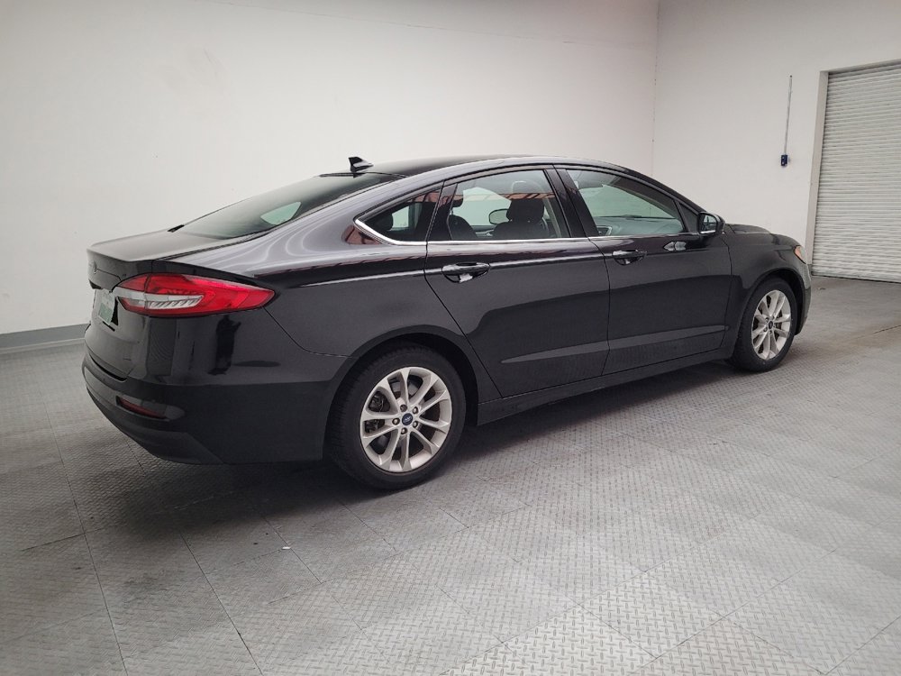 Used 2019 Ford Fusion SE FWD image 10