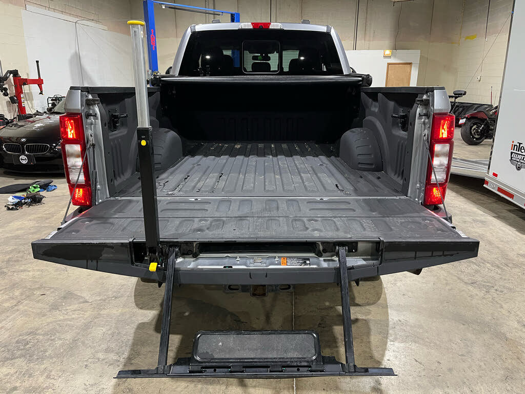 Used 2020 Ford F250 Lariat w/ Lariat Value Package AWD/4WD image 36