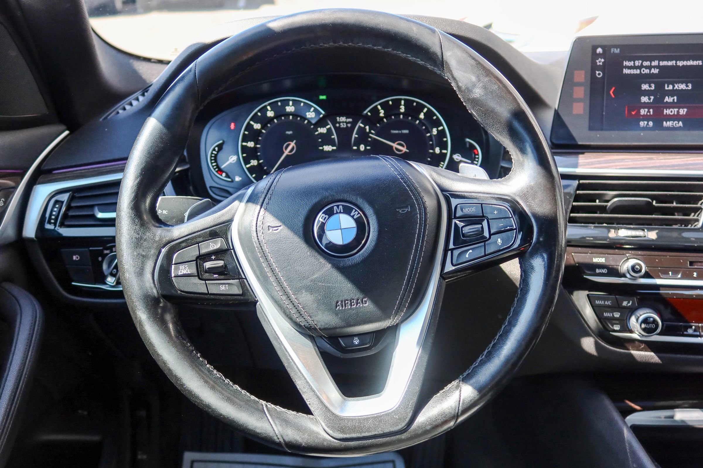 Used 2018 BMW 530i xDrive AWD/4WD image 14