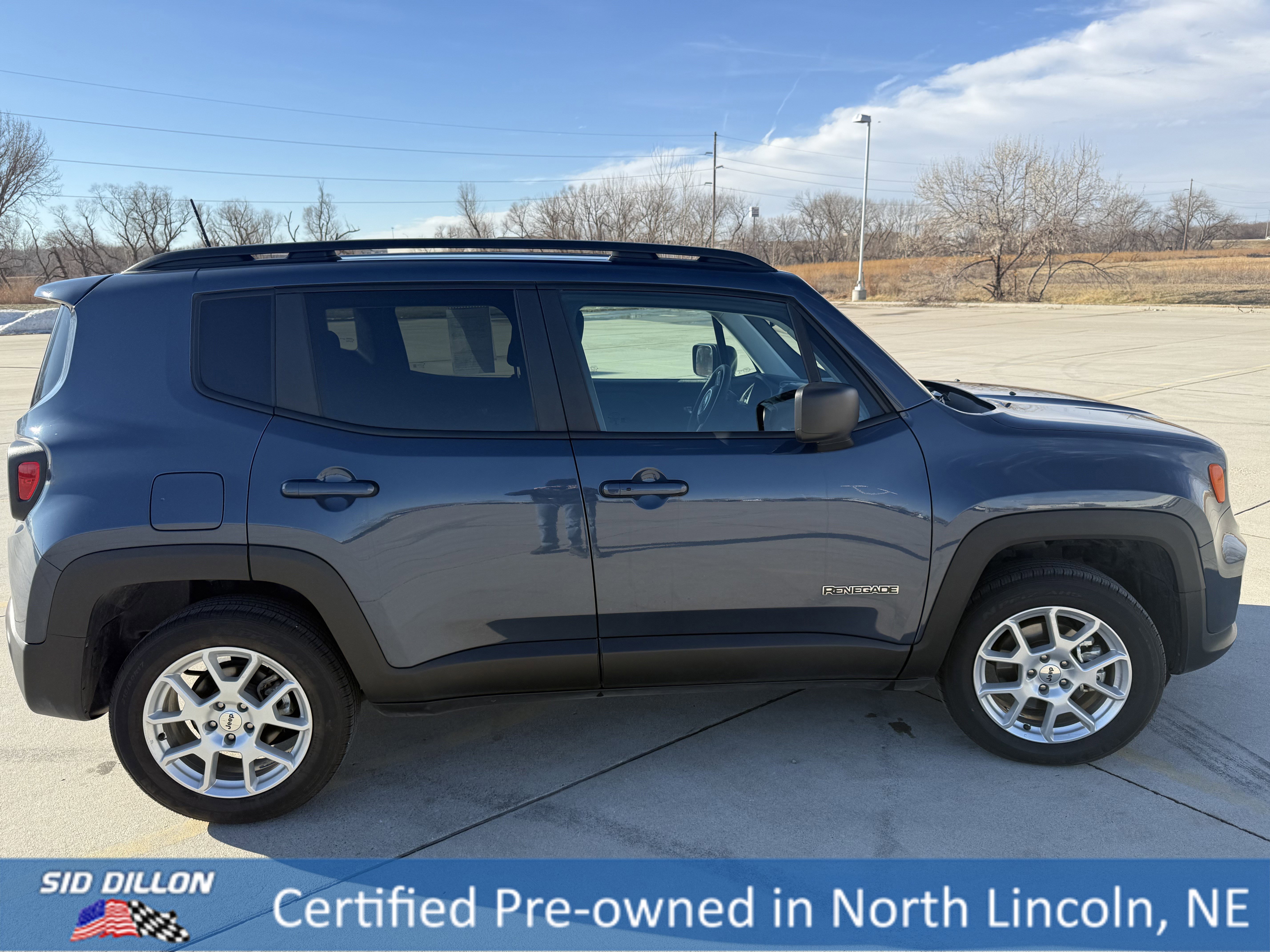 Used 2022 Jeep Renegade Latitude image 8