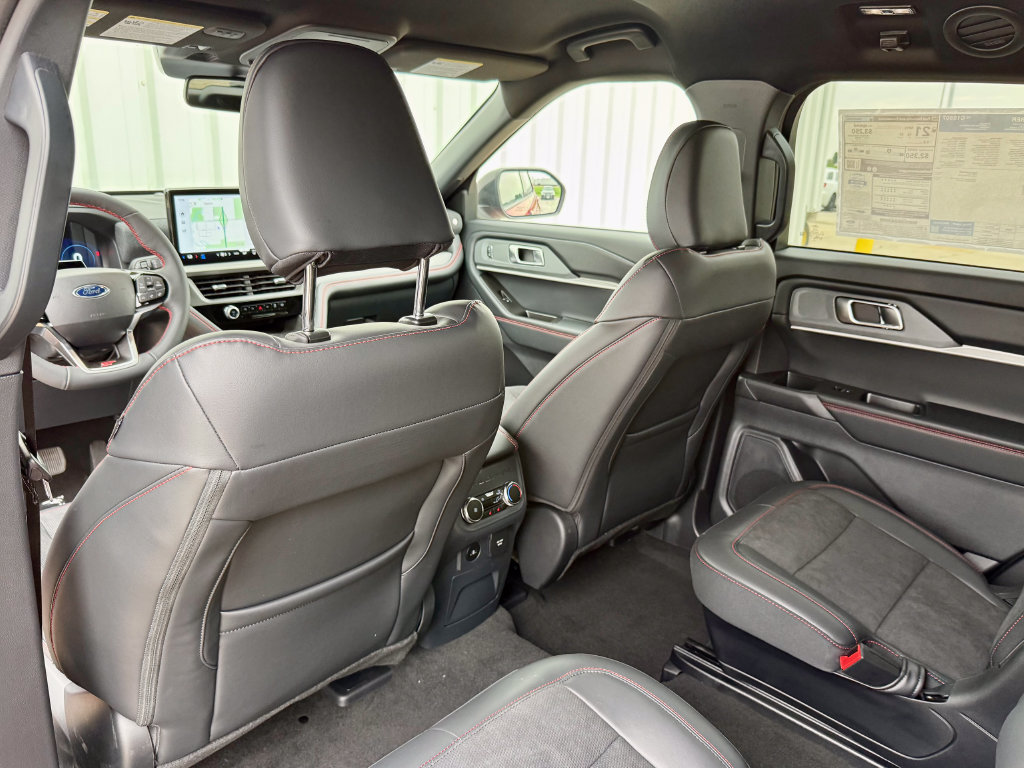 New 2026 Ford Explorer ST RWD image 14