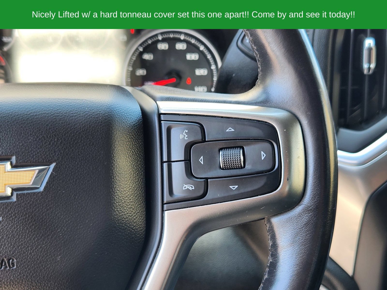 Used 2021 Chevrolet Silverado 1500 LTZ w/ LTZ Convenience Package II AWD/4WD image 17