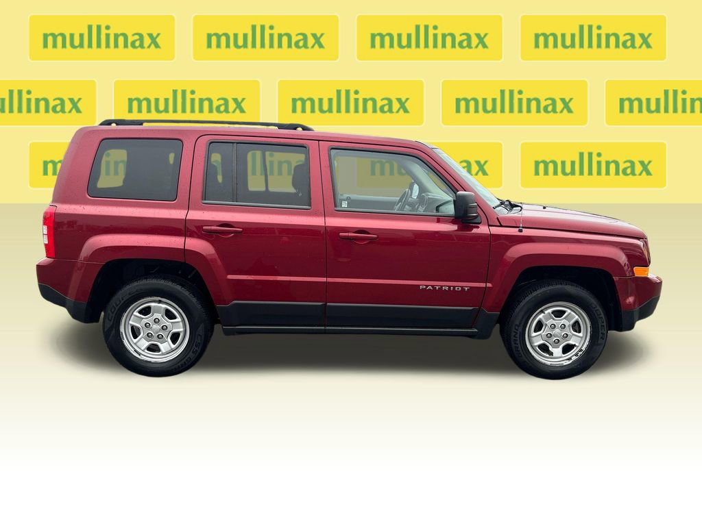 Used 2014 Jeep Patriot Sport w/ Power Value Group AWD/4WD image 2