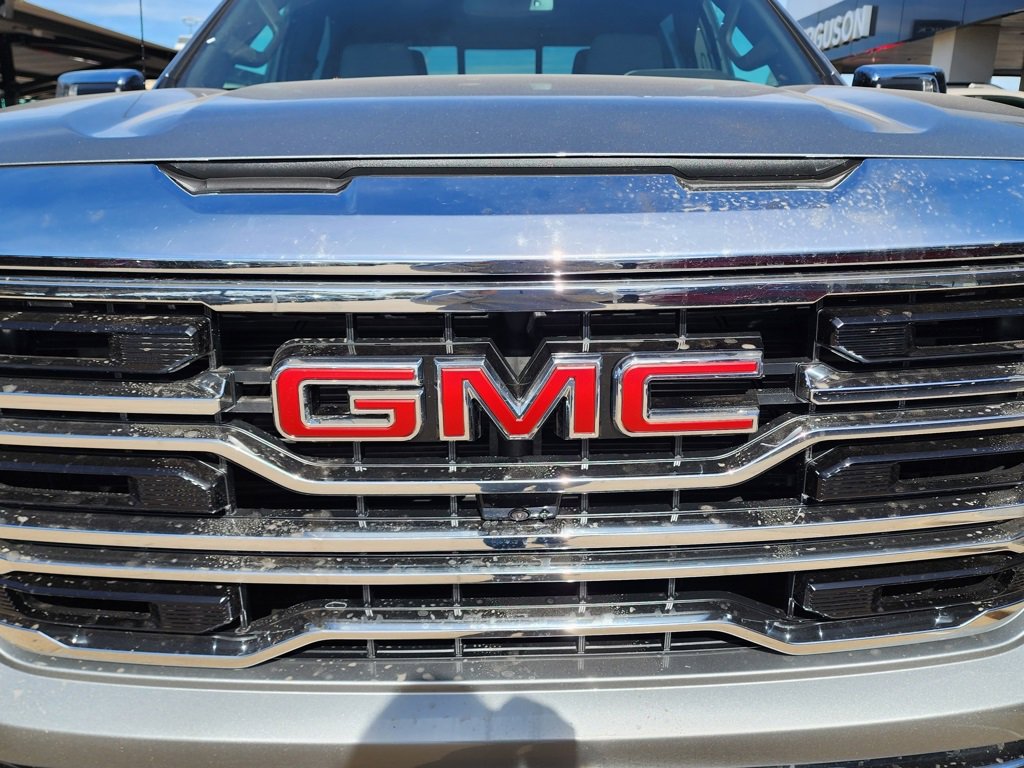 New 2026 GMC Sierra 1500 SLT w/ SLT Premium Plus Package image 10