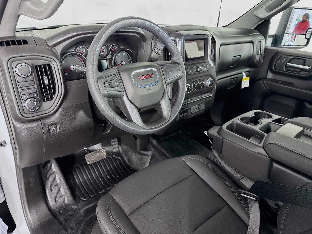 Certified 2025 GMC Sierra 2500 Pro image 9