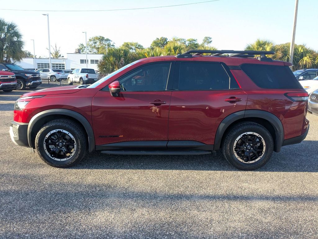 Used 2024 Nissan Pathfinder Rock Creek AWD/4WD image 7
