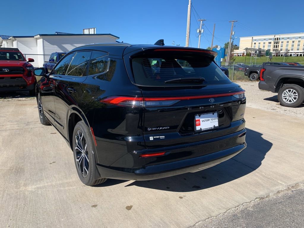 New 2025 Toyota Crown Signia image 5