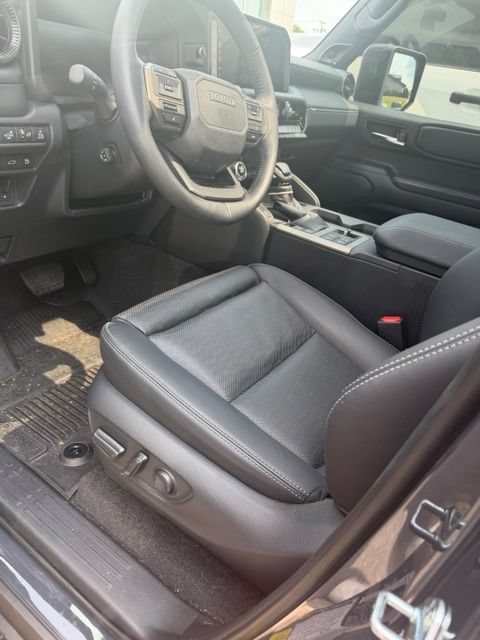 Used 2026 Toyota Land Cruiser w/ Premium Package AWD/4WD image 13