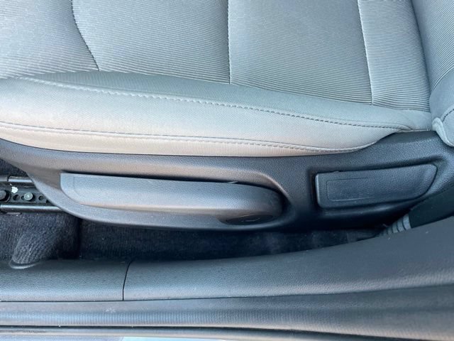 Used 2018 Hyundai Elantra SE w/ Cargo Package FWD image 20