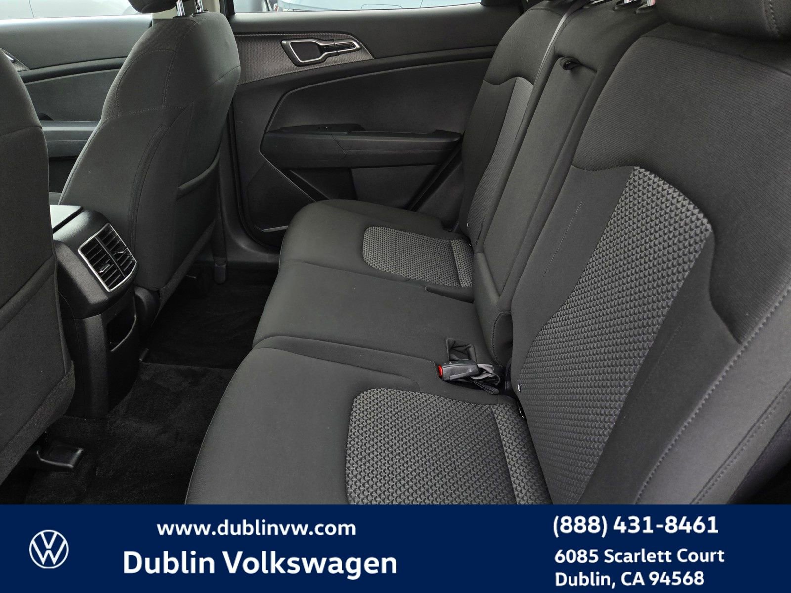 Used 2023 Kia Sportage LX image 12