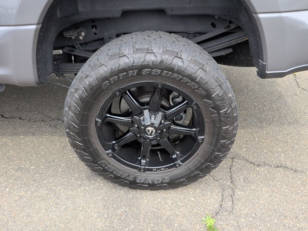Used 2022 Ford F350 XLT w/ Black Appearance Package AWD/4WD image 17