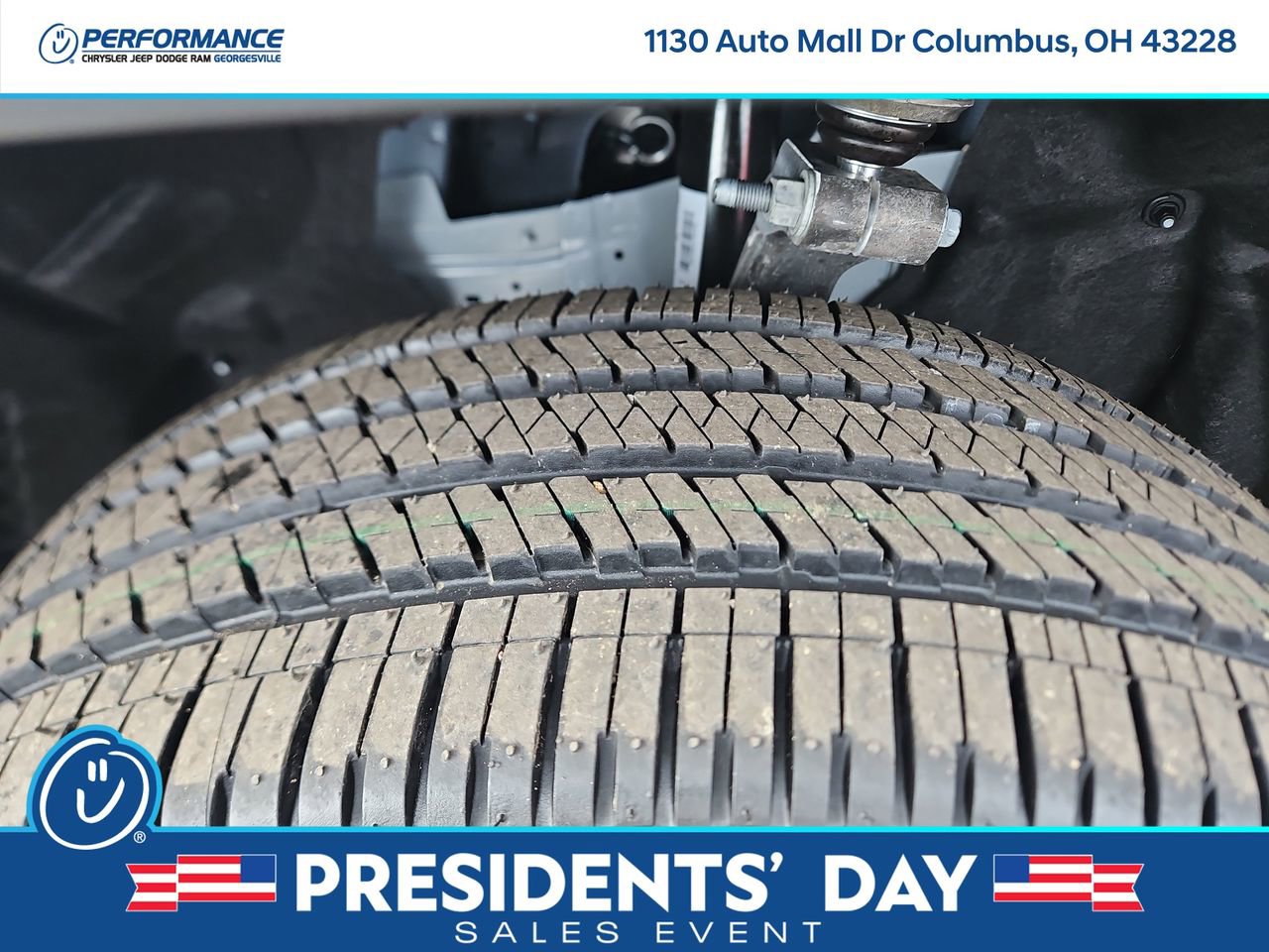 New 2025 Jeep Grand Cherokee Altitude image 10