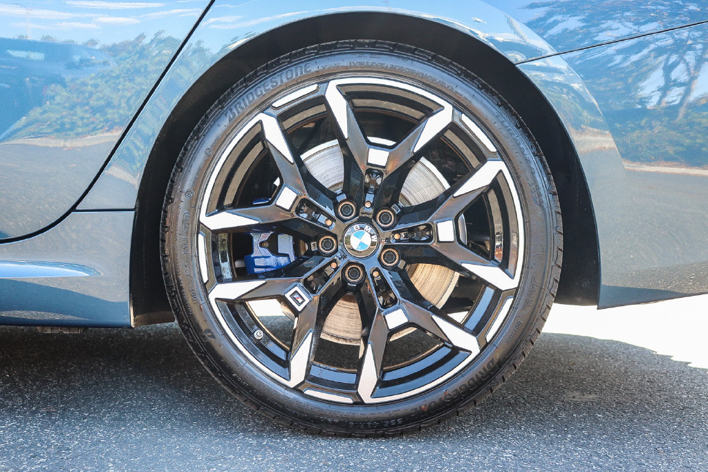 Used 2025 BMW M340i RWD image 8