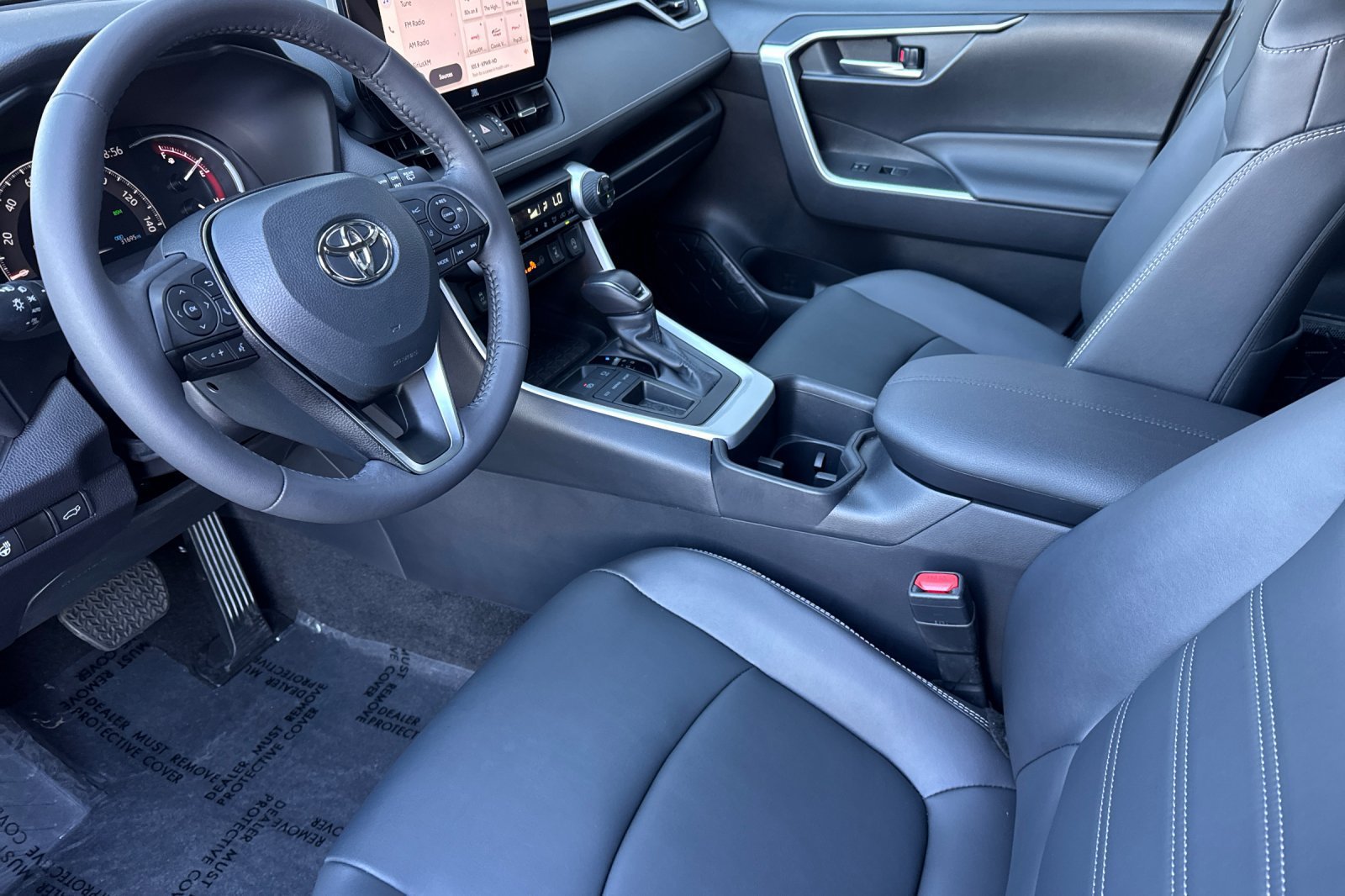 Used 2025 Toyota RAV4 XLE Premium w/ Weather Package FWD image 9