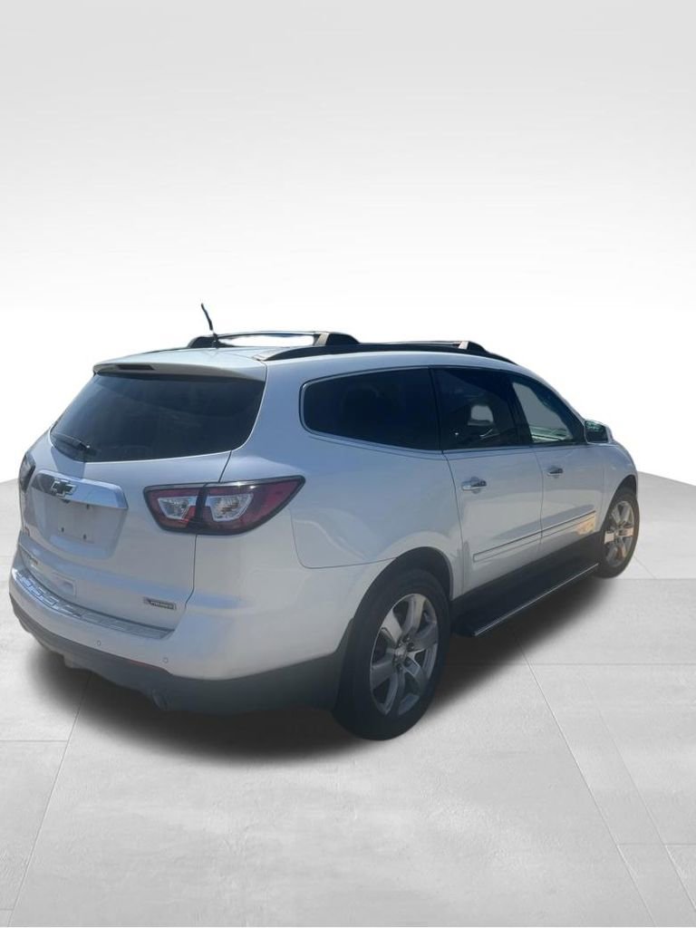 Used 2017 Chevrolet Traverse Premier w/ LPO, 'HIT The Road' Package AWD/4WD image 4