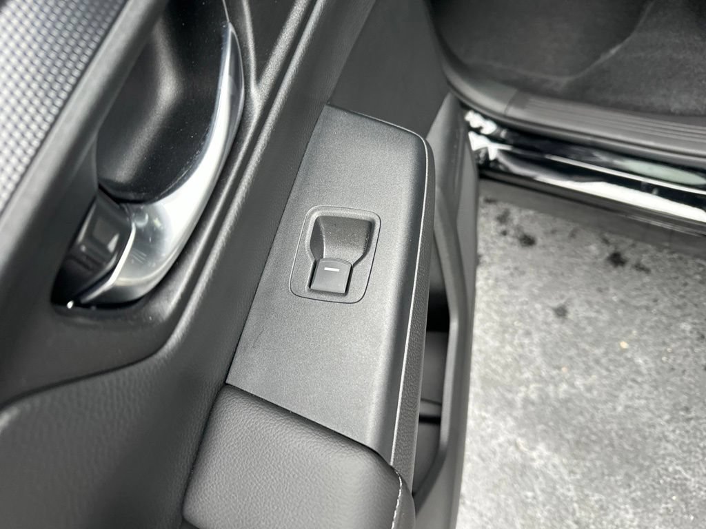 Certified 2025 Honda CR-V LX image 13