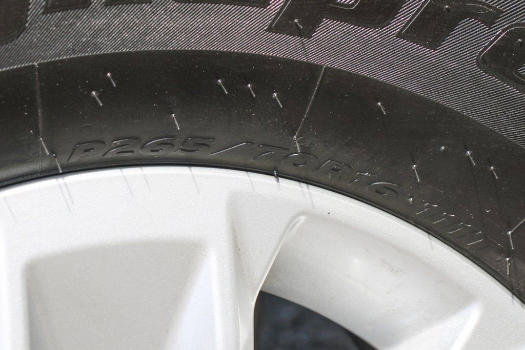 Used 2025 Nissan Frontier S w/ S Utility Package image 40