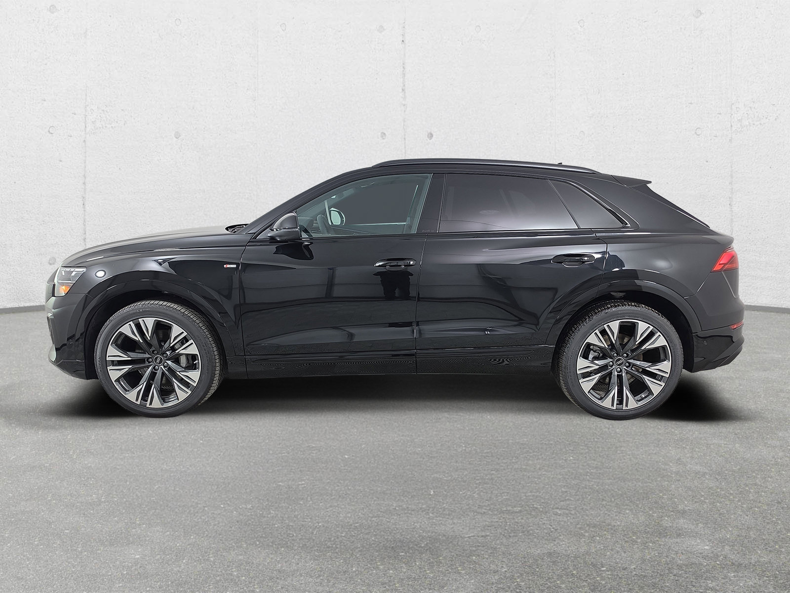 New 2026 Audi Q8 Premium Plus AWD/4WD image 4