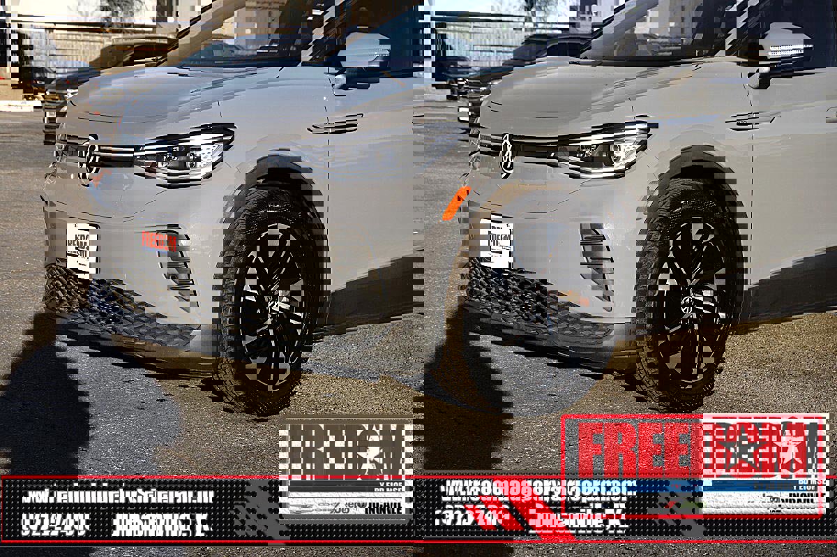 Used 2021 Volkswagen ID.4 Pro S w/ ID.4 Protection Package (IPT) image 37