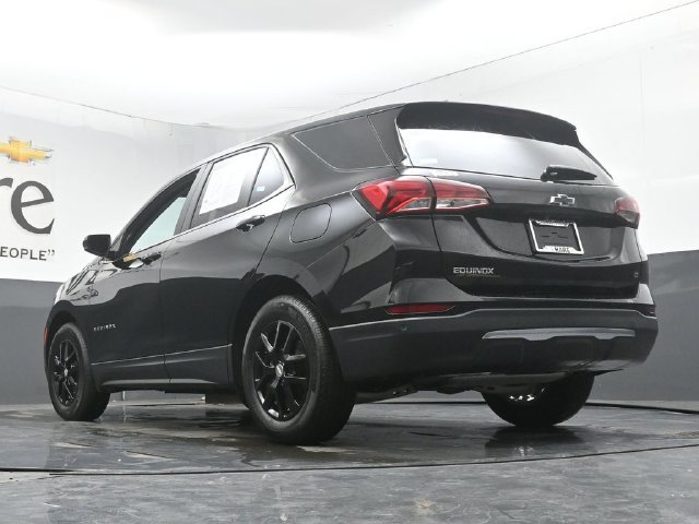 Used 2024 Chevrolet Equinox LT w/ LPO, Cargo Package FWD image 5