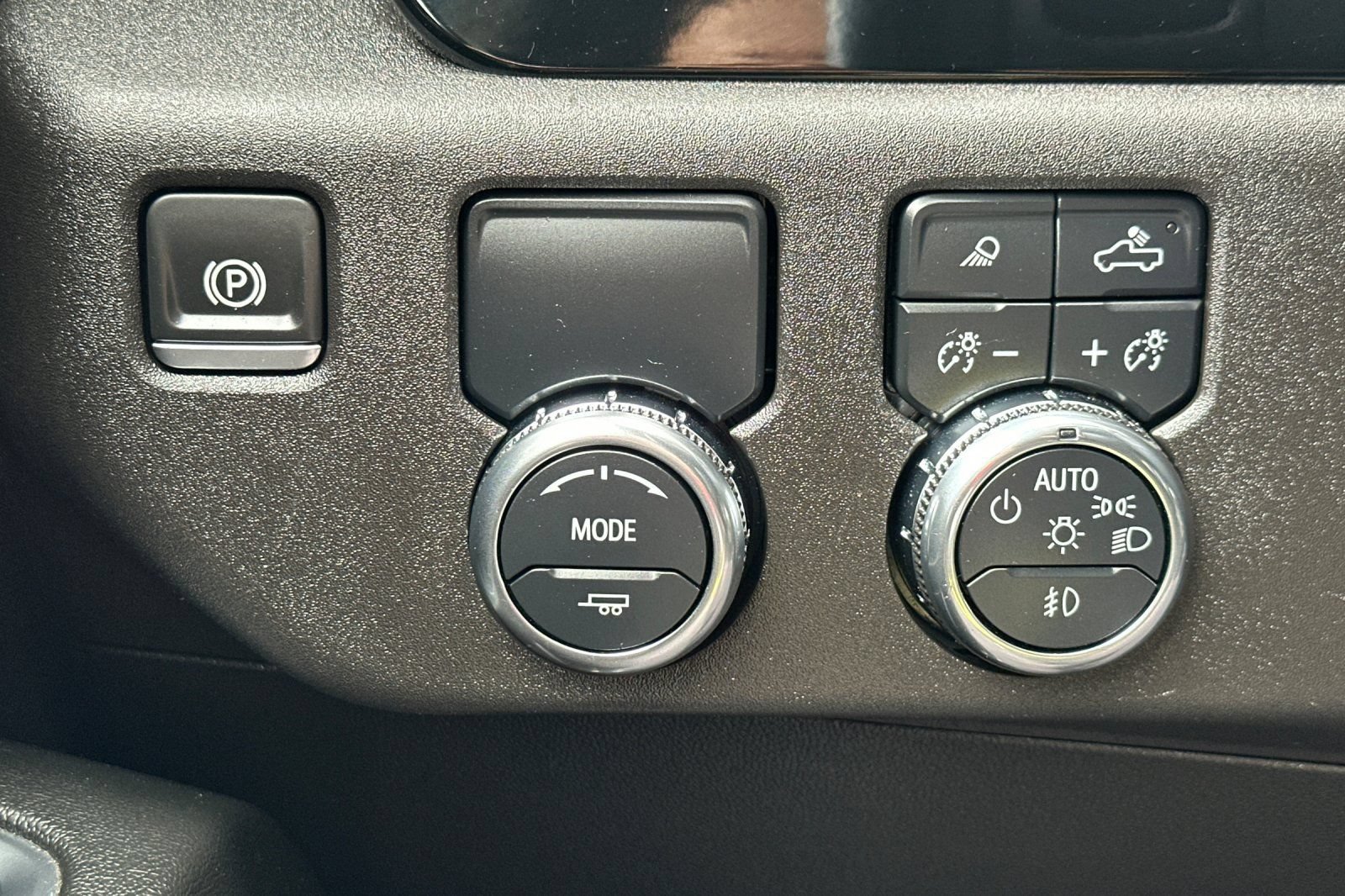 Certified 2024 GMC Sierra 1500 SLT RWD image 35