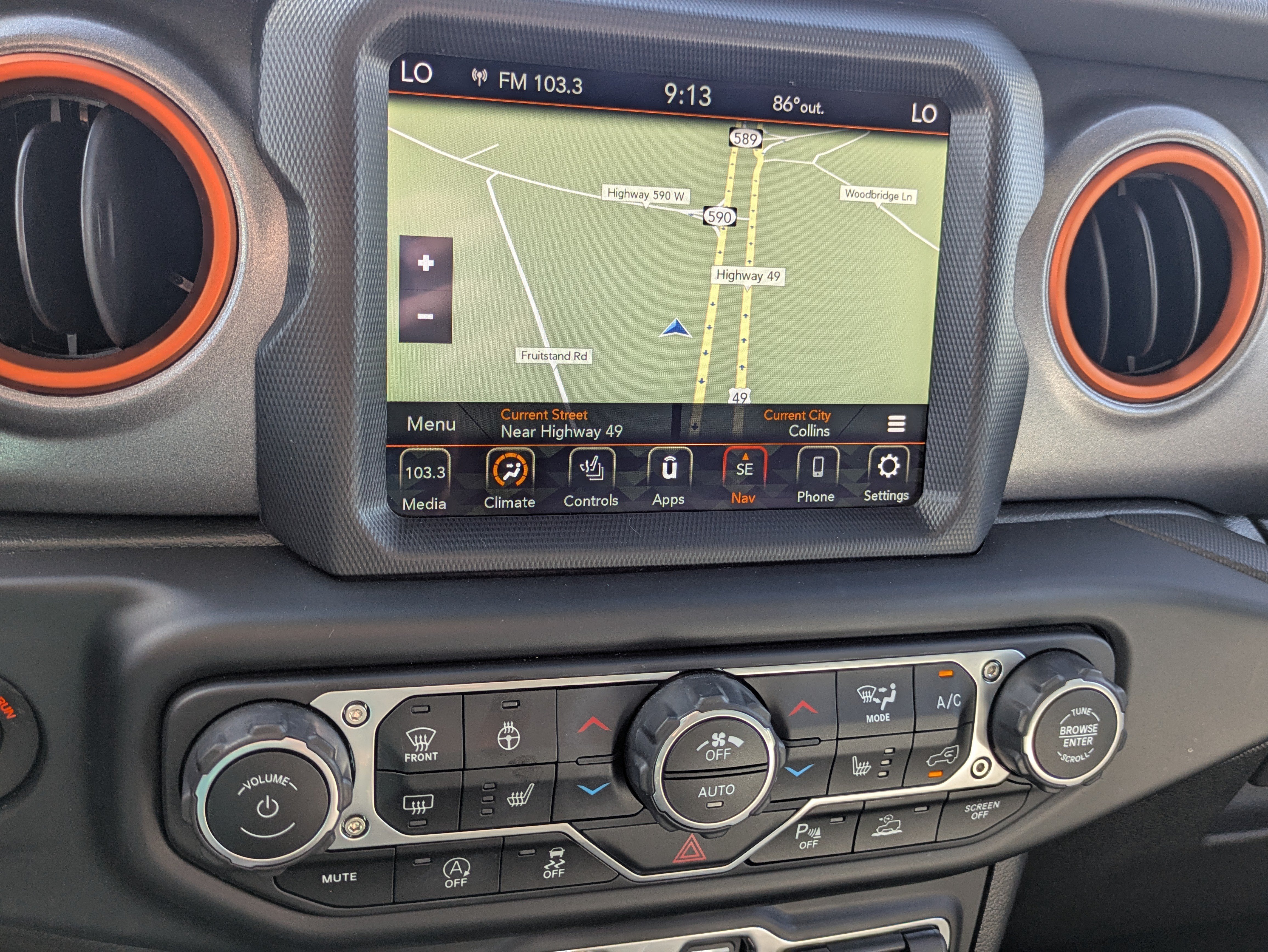 Used 2023 Jeep Gladiator Mojave w/ LED Lighting Group AWD/4WD image 11