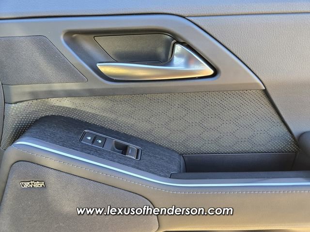 Certified 2025 Lexus GX 550 w/ Accessory Package (CT) image 20