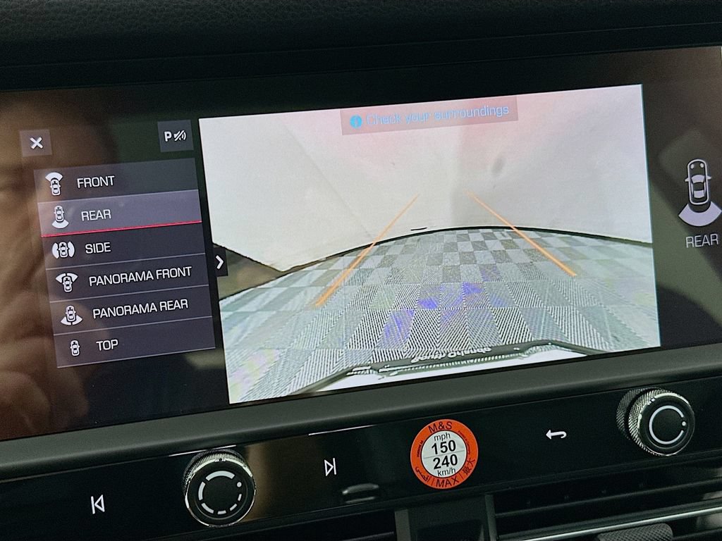 New 2026 Porsche Macan AWD/4WD image 17