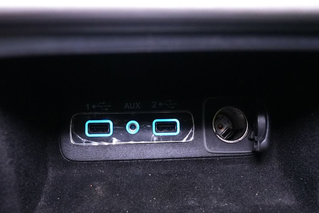 Used 2018 Jeep Grand Cherokee Trailhawk w/ Trailhawk Luxury Group image 37