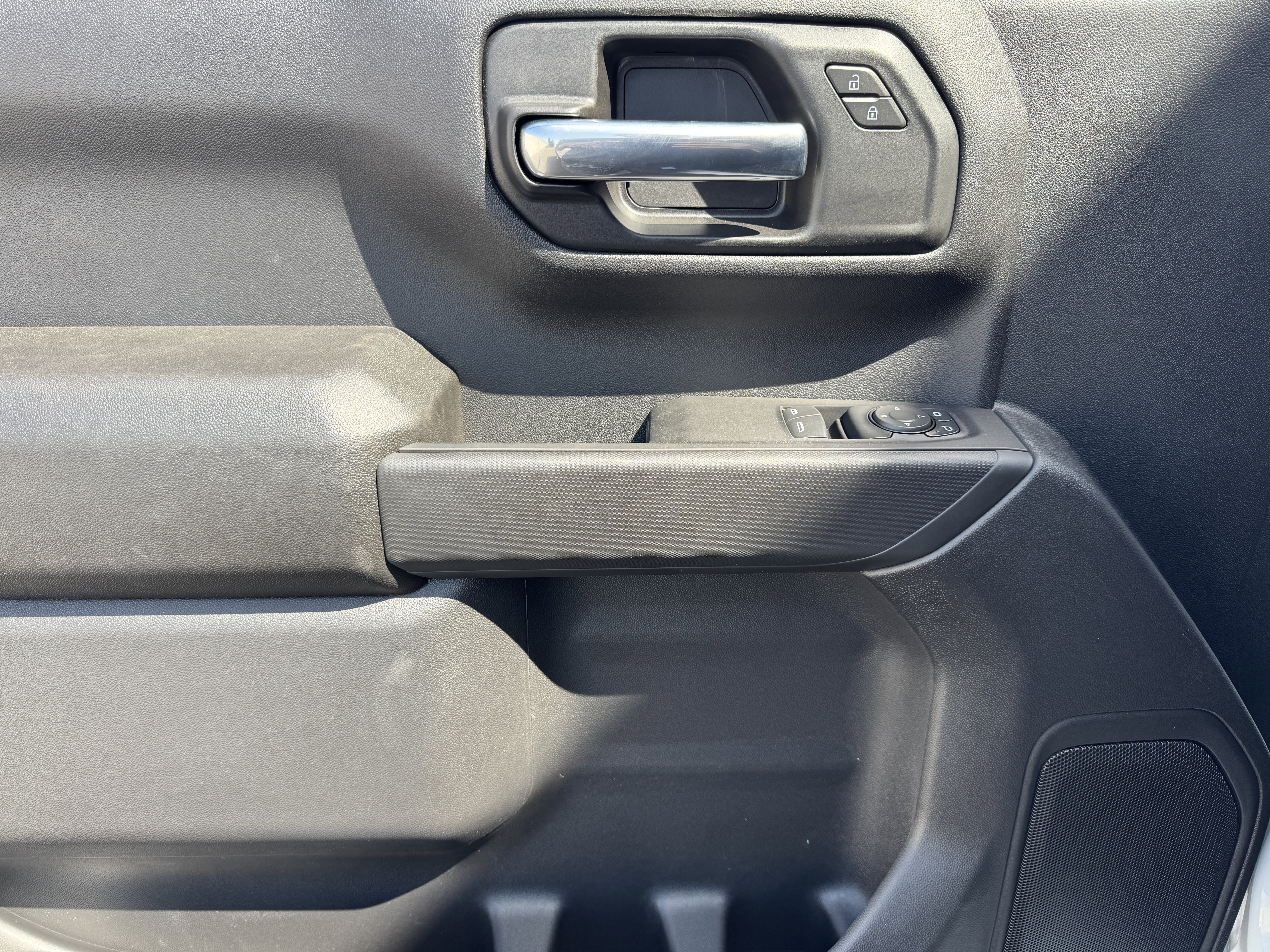 New 2026 Chevrolet Silverado 1500 W/T w/ WT Value Package image 9