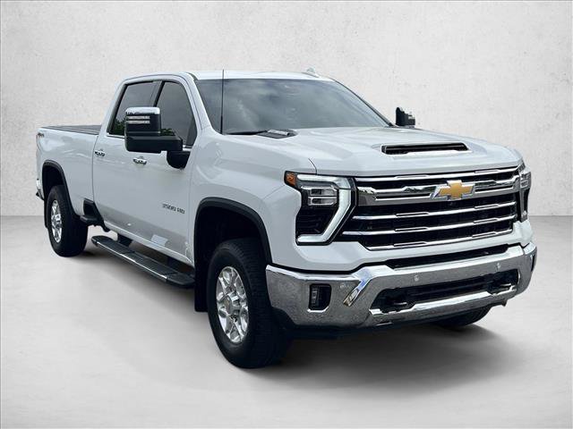 Used 2024 Chevrolet Silverado 3500 LTZ w/ LTZ Plus Package AWD/4WD image 3